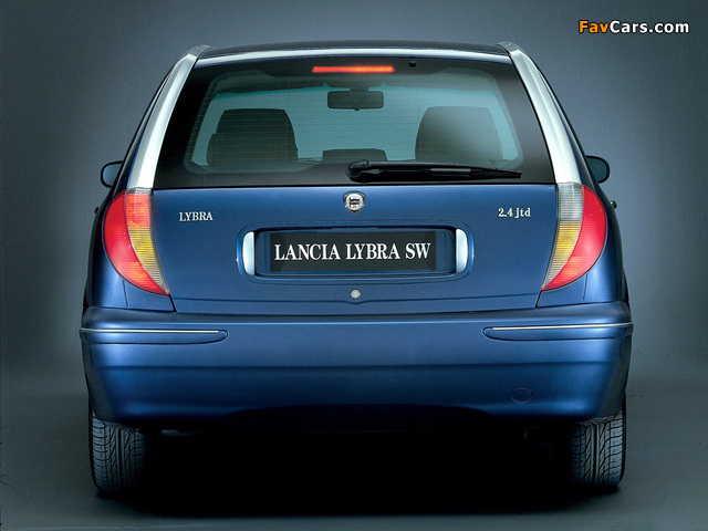 Photos of Lancia Lybra SW 1999–2005 (640 x 480)