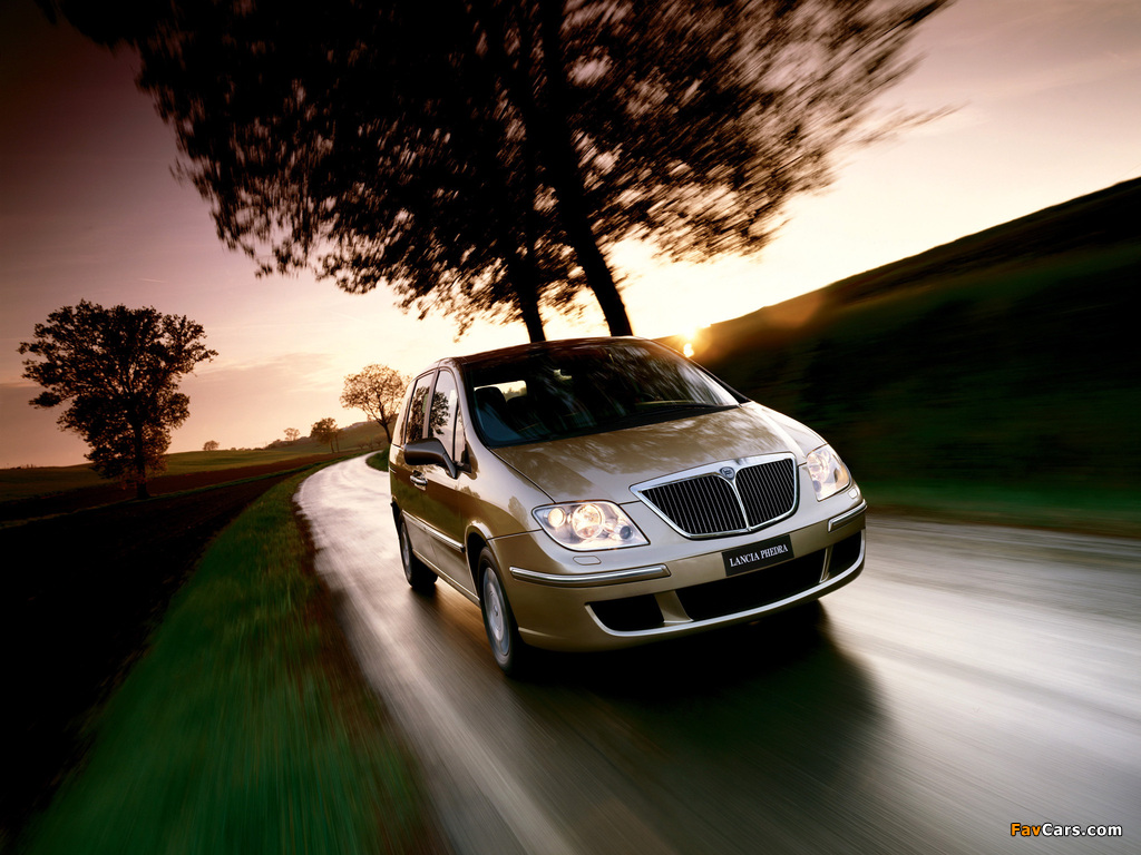 Lancia Phedra 2002–08 wallpapers (1024 x 768)