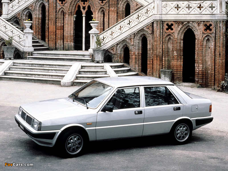 Lancia Prisma (831) 1982–86 photos (800 x 600)