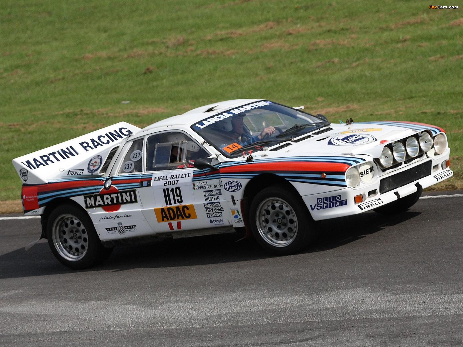 Lancia Rally 037 Gruppe B 1982–83 pictures (1600 x 1200)