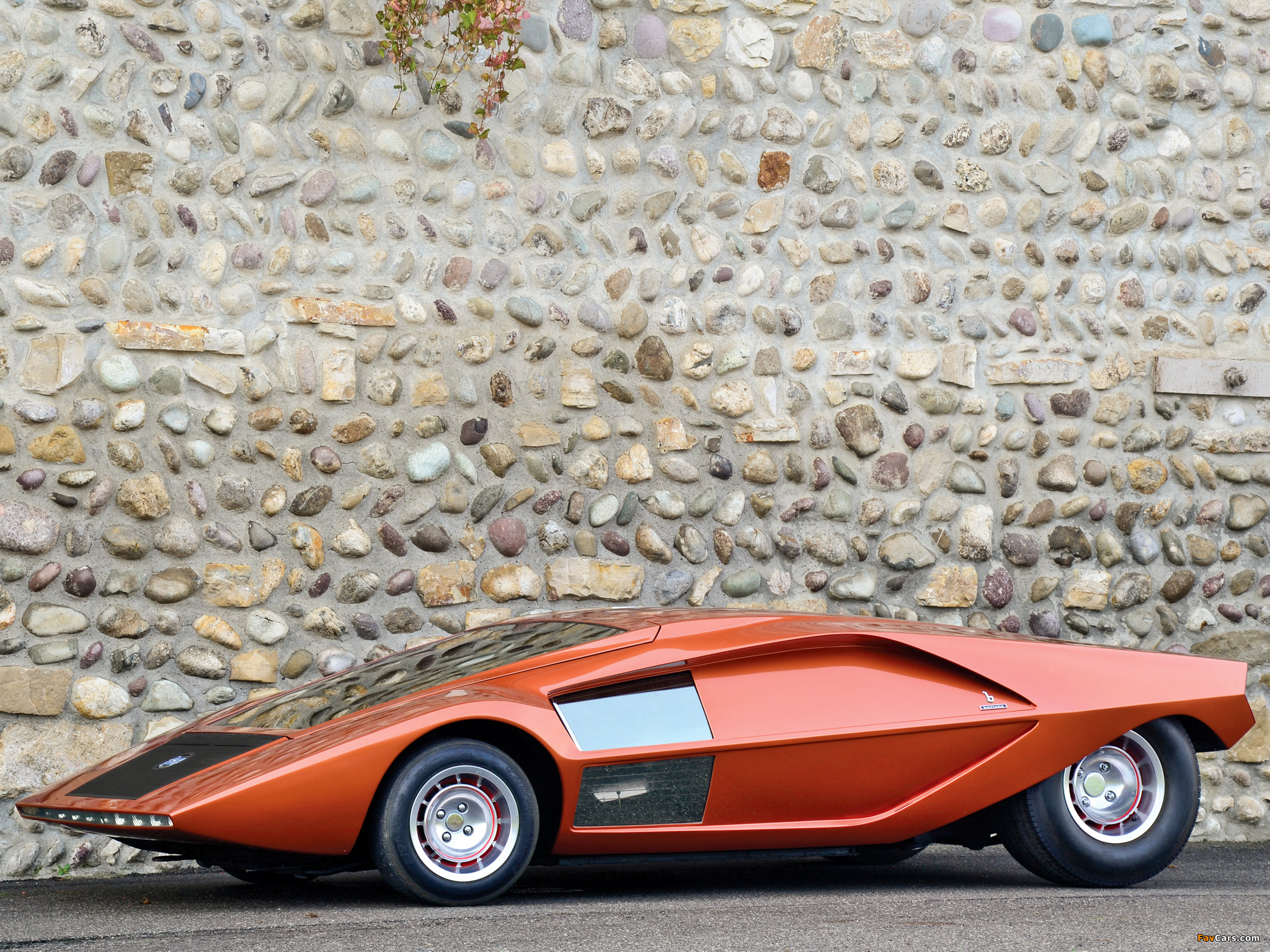 Images of Bertone Lancia Stratos Zero Concept 1970 (2048 x 1536)