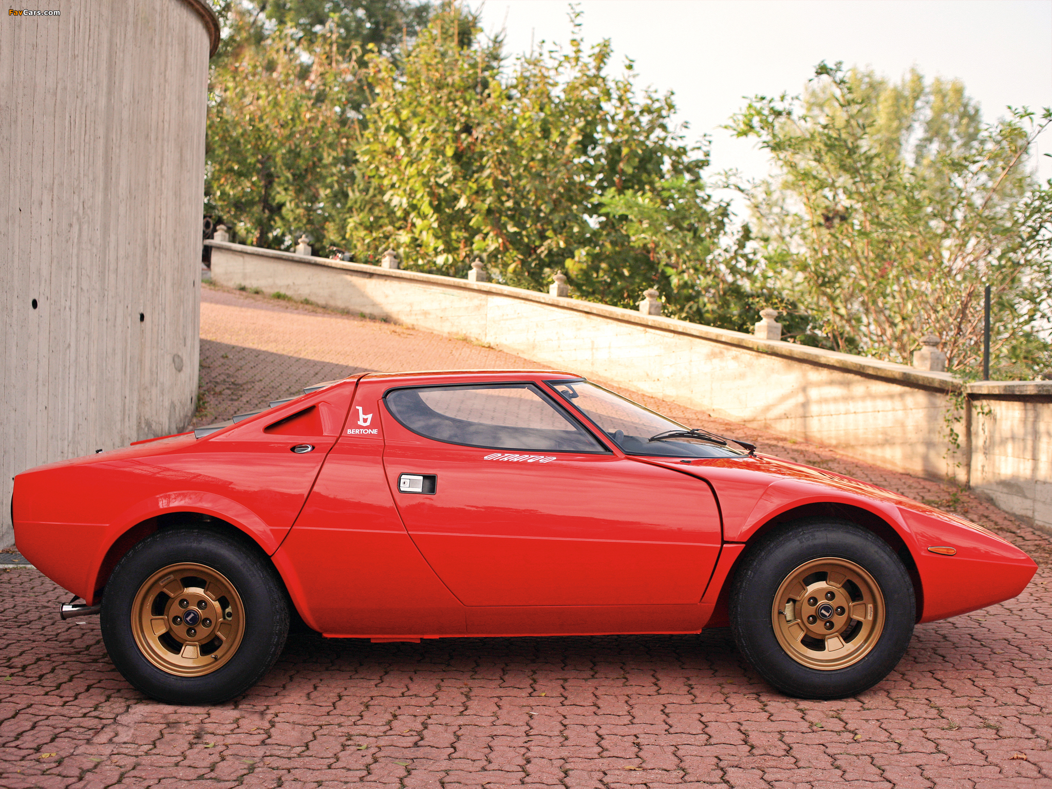 Lancia Stratos HF 1973–75 images (2048 x 1536)