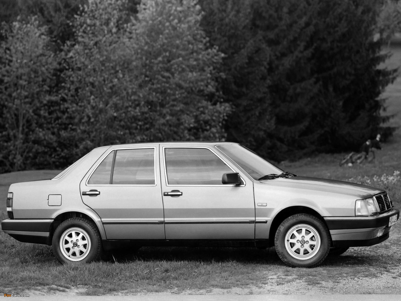 Images of Lancia Thema 6V (834) 1984–88 (1600 x 1200)