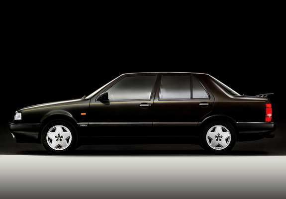 Images of Lancia Thema 8.32 (834) 1988–91