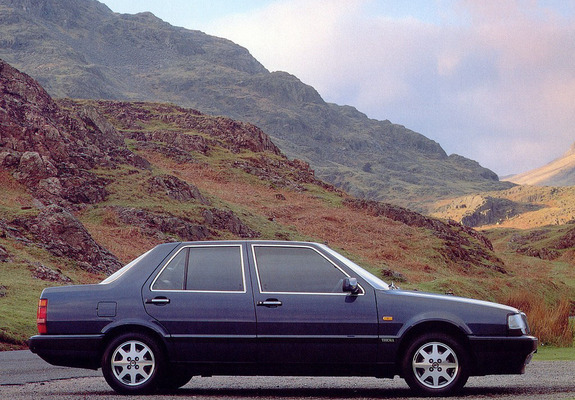 Images of Lancia Thema Turbo 16v UK-spec (834) 1989–92