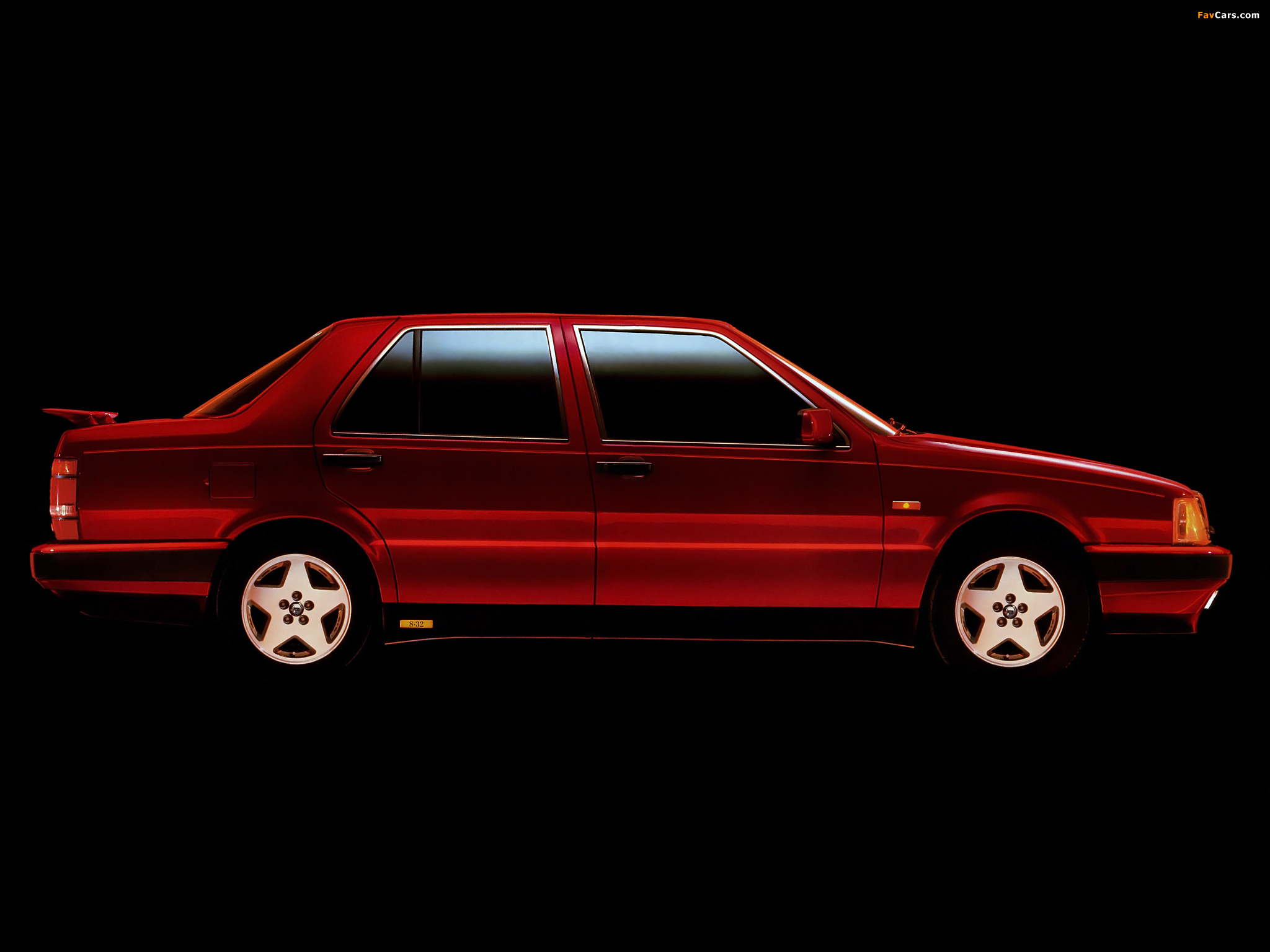 Lancia Thema 8.32 (834) 1986–88 pictures (2048 x 1536)