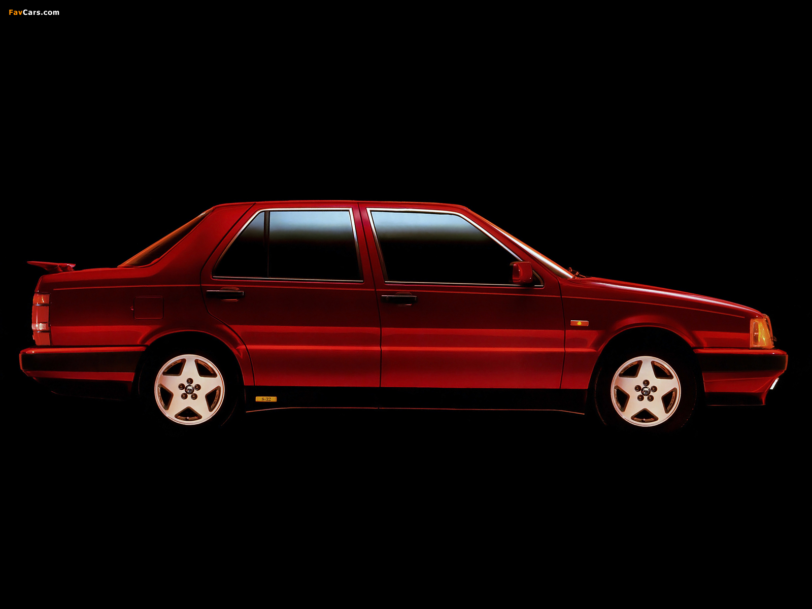Lancia Thema 8.32 (834) 1986–88 pictures (1600 x 1200)