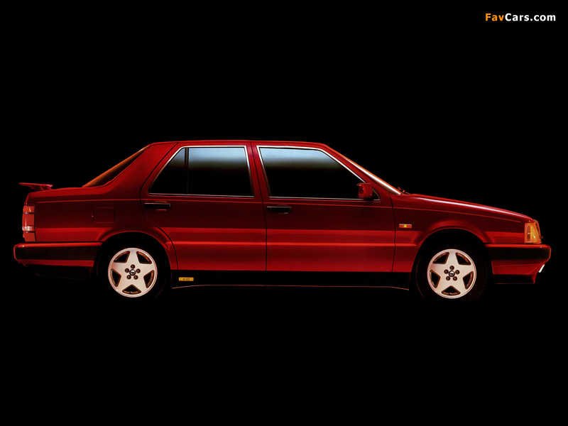 Lancia Thema 8.32 (834) 1986–88 pictures (800 x 600)
