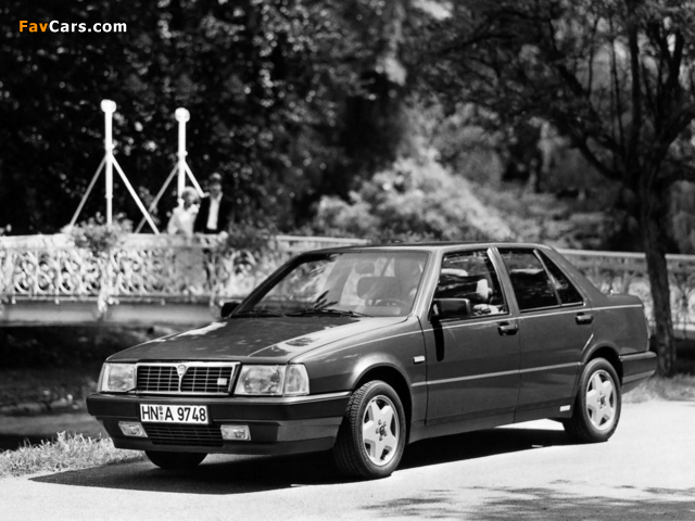 Lancia Thema 8.32 (834) 1986–88 wallpapers (640 x 480)