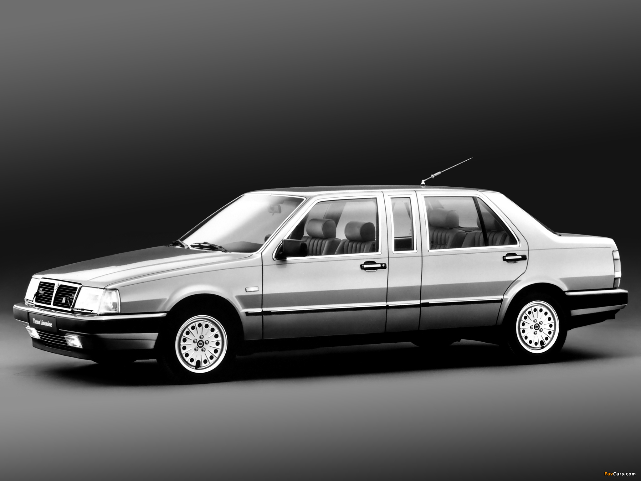Lancia Thema 6V Limousine (834) 1987–88 wallpapers (2048 x 1536)