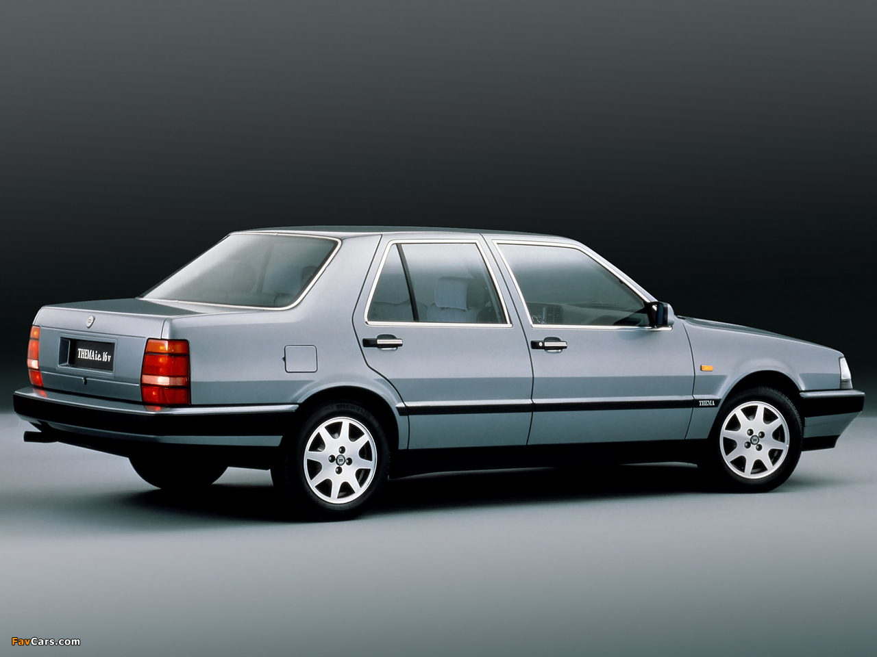 Lancia Thema (834) 1988–92 images (1280 x 960)