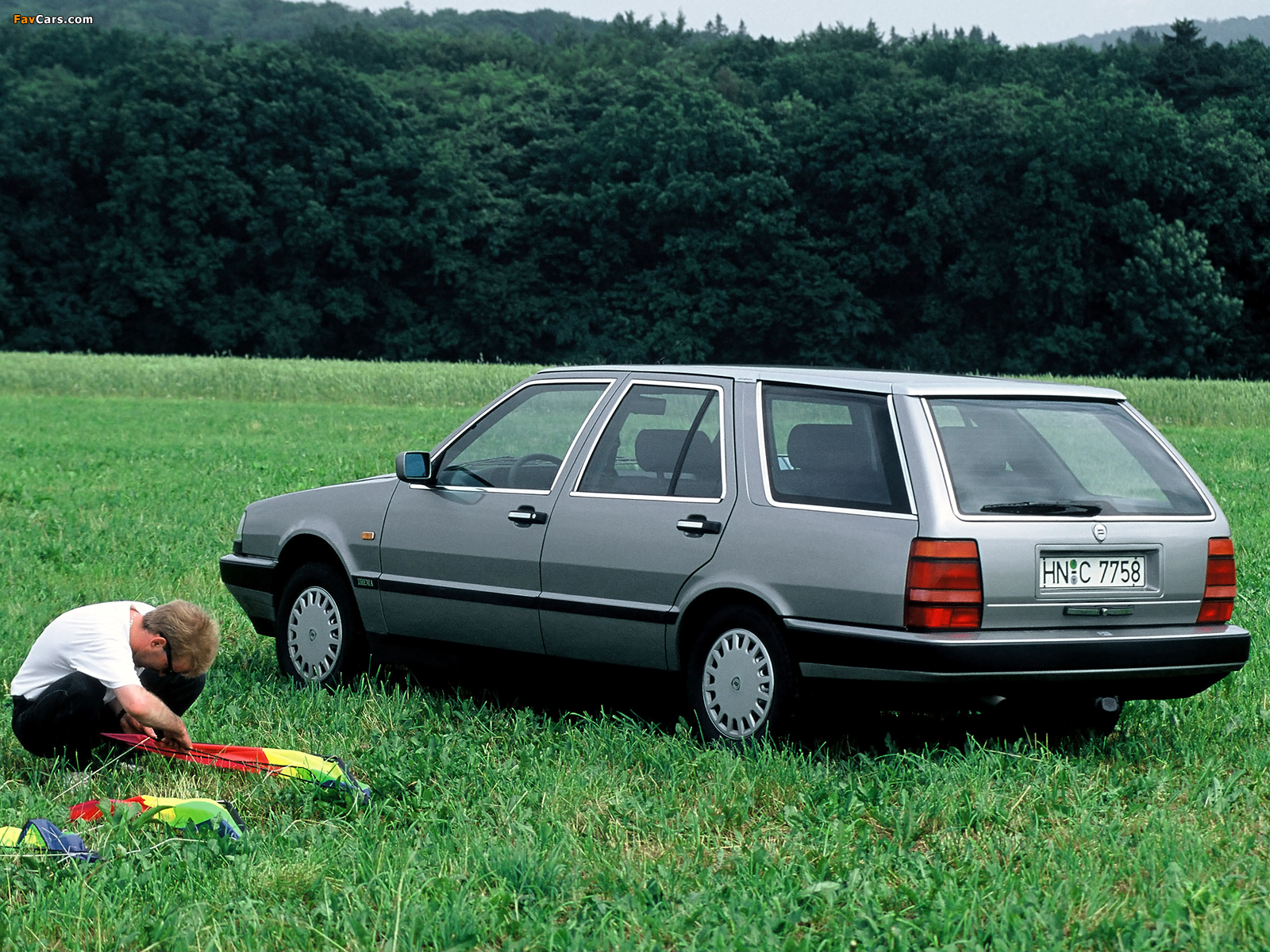 Lancia Thema Station Wagon (834) 1988–92 photos (1600 x 1200)