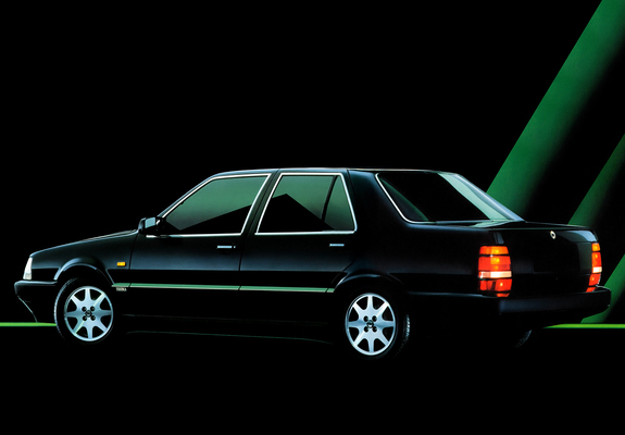 Lancia Thema Turbo 16v (834) 1988–92 pictures