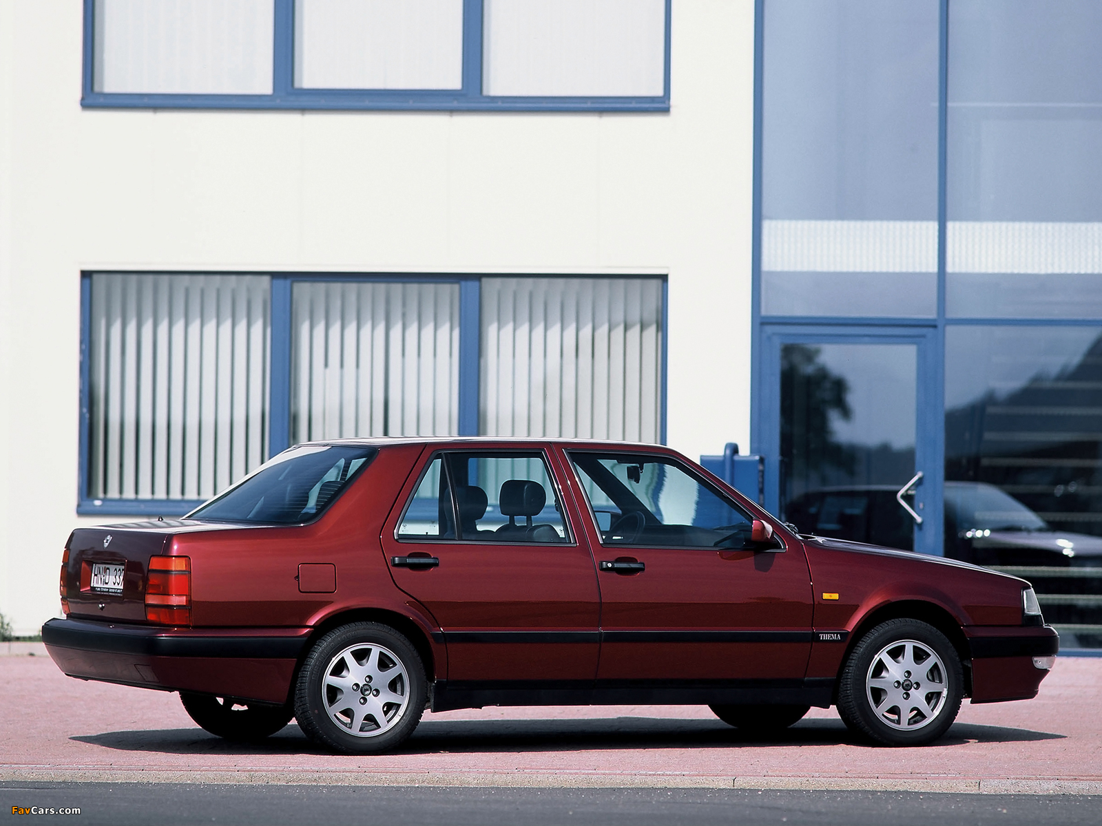 Lancia Thema Turbo 16v (834) 1992–94 images (1600 x 1200)