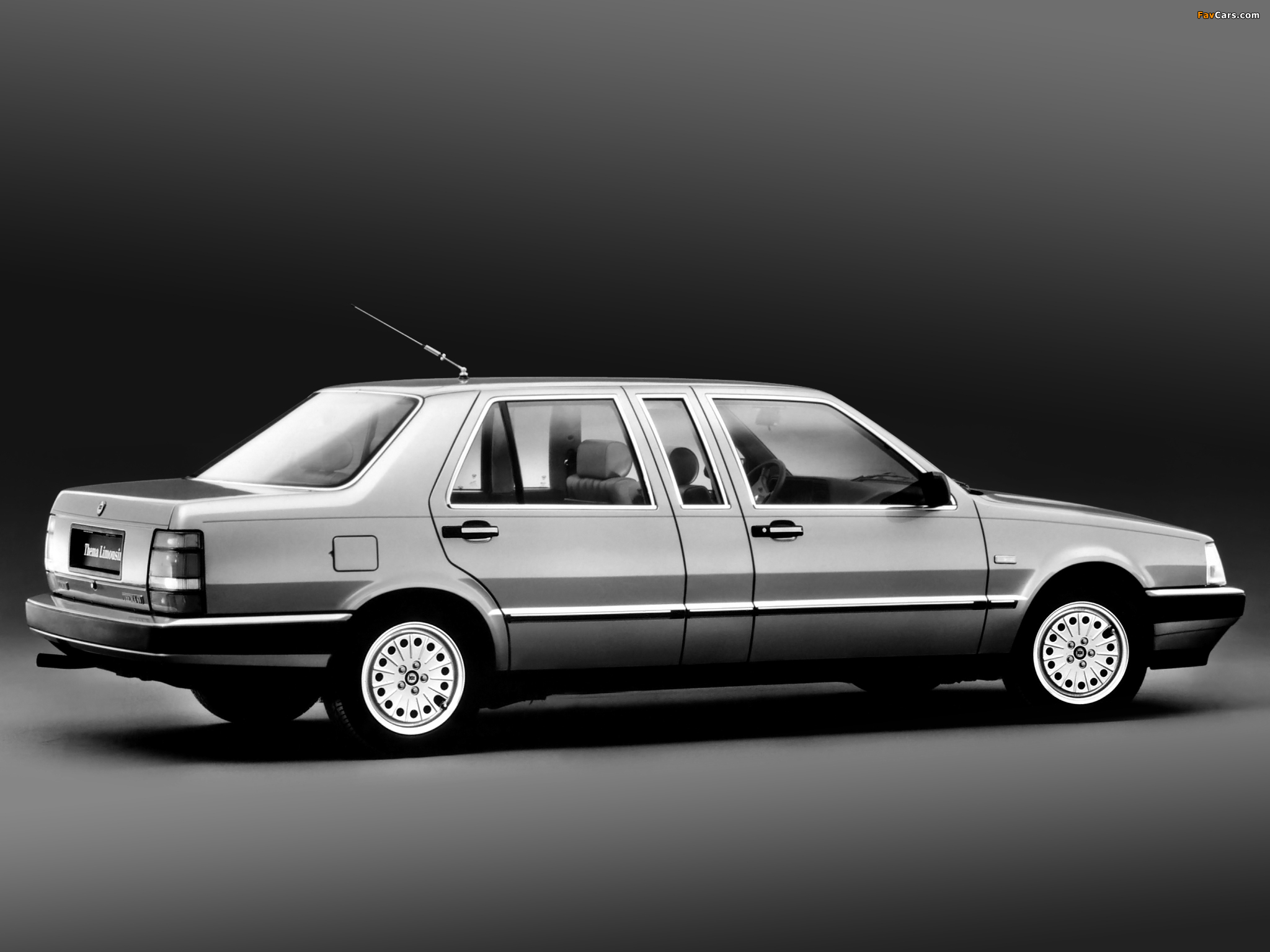 Photos of Lancia Thema 6V Limousine (834) 1987–88 (2048 x 1536)