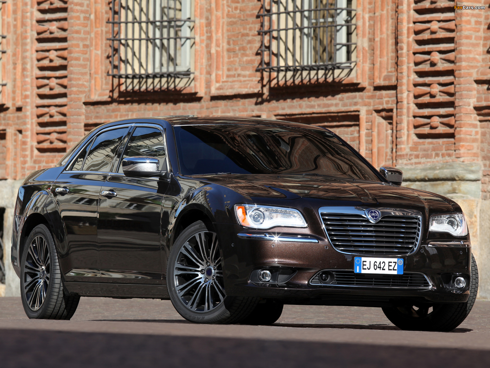 Pictures of Lancia Thema 2011 (1600 x 1200)