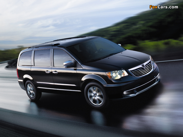 Images of Lancia Voyager 2011 (640 x 480)