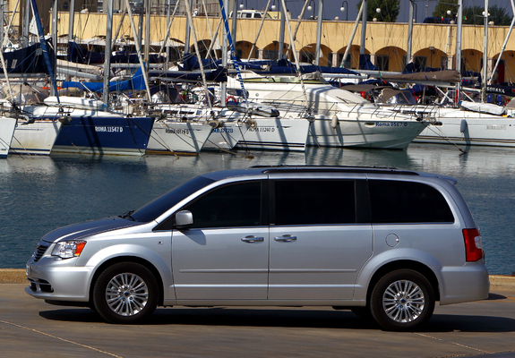 Weathertech CargoLiner Compatible With Lancia Voyager 7-seater 2011-15, Black|without Bumper Protection - View #5