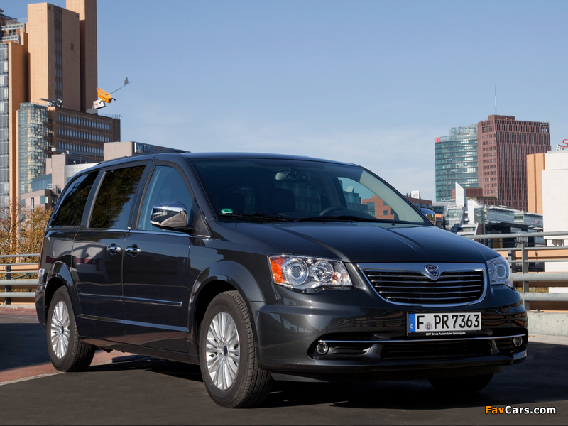 Pictures of Lancia Voyager 2011 (800 x 600)