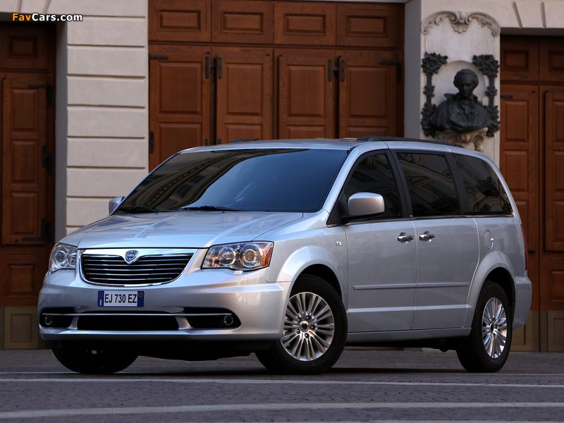Pictures of Lancia Voyager 2011 (800 x 600)