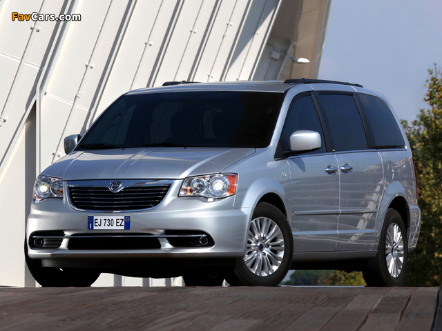 Lancia Voyager 2011 wallpapers (640 x 480)