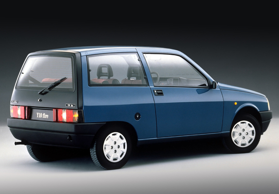 Images of Lancia Y10 fire (156) 1989–92
