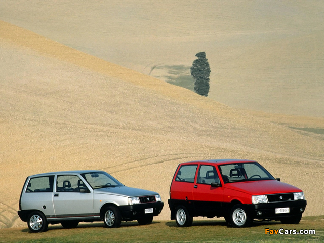 Lancia Y10 photos (640 x 480)