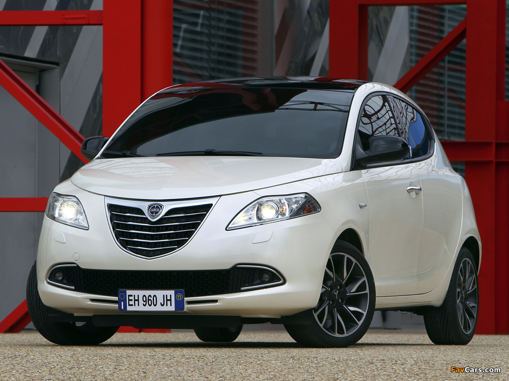 Images of Lancia Ypsilon (846) 2011 (1024 x 768)