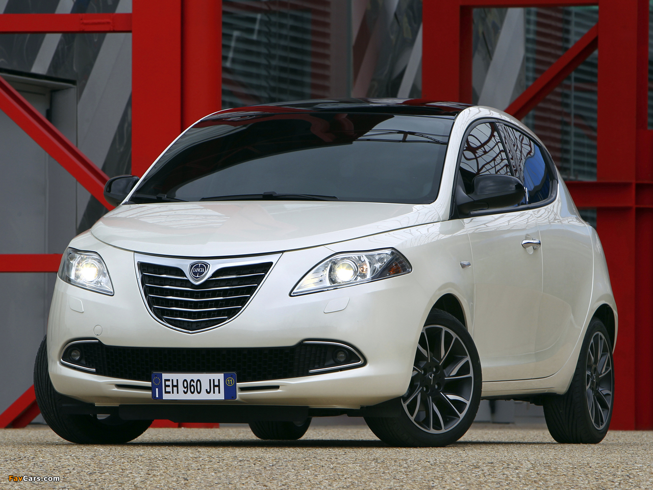 Images of Lancia Ypsilon (846) 2011 (1280 x 960)