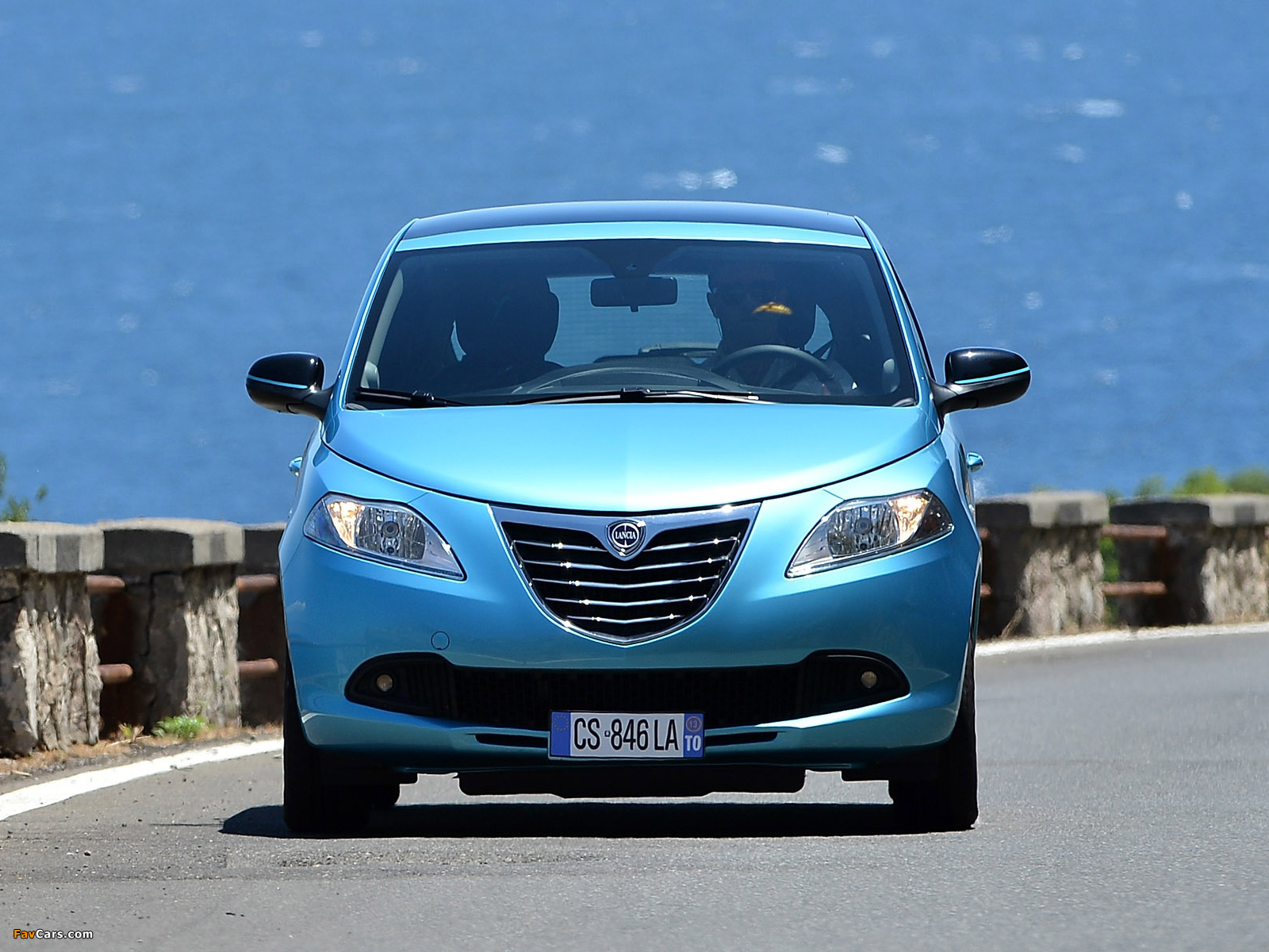 Images of Lancia Ypsilon Elefantino (846) 2013 (1600 x 1200)