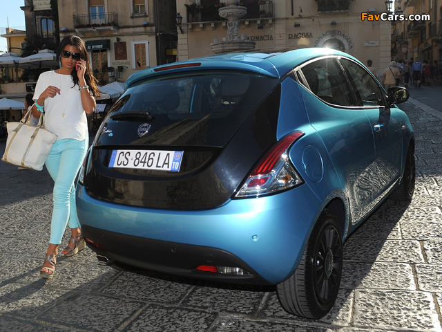 Images of Lancia Ypsilon Elefantino (846) 2013 (640 x 480)