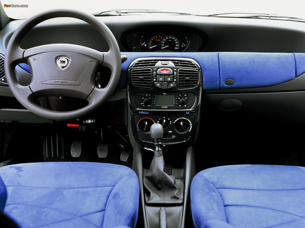 Lancia Y (840) 2000–03 images (1280 x 960)