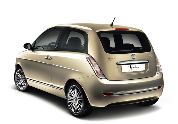 Lancia Ypsilon 2006–11 photos