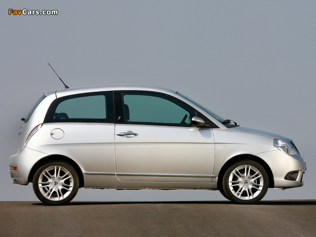 Lancia Ypsilon 2006–11 wallpapers (640 x 480)