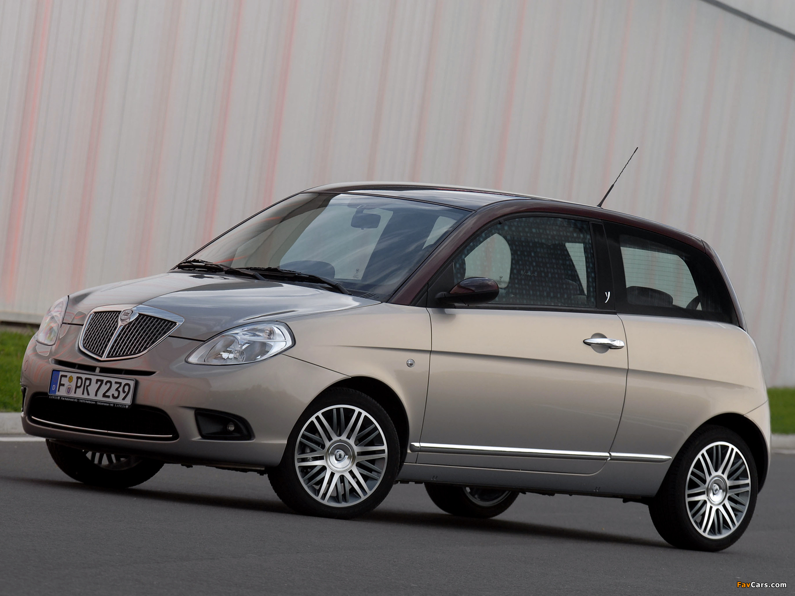 Lancia Ypsilon 2006–11 wallpapers (1600 x 1200)