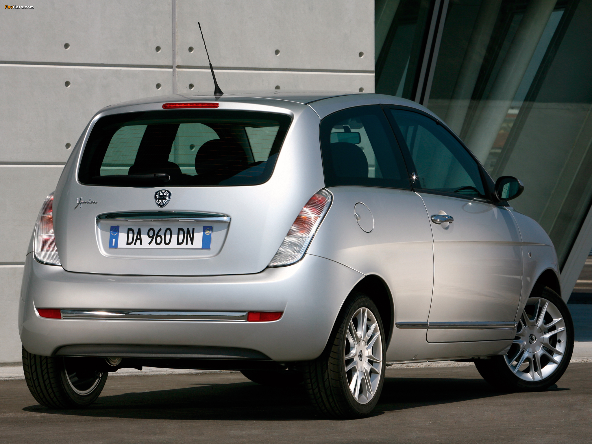 Lancia Ypsilon 2006–11 wallpapers (2048 x 1536)