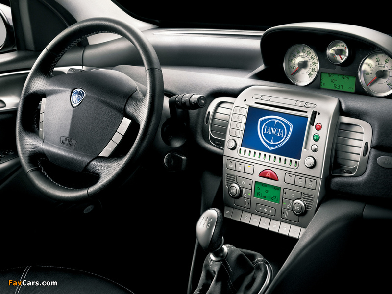 Lancia Ypsilon Sport MomoDesign 2007–11 images (800 x 600)