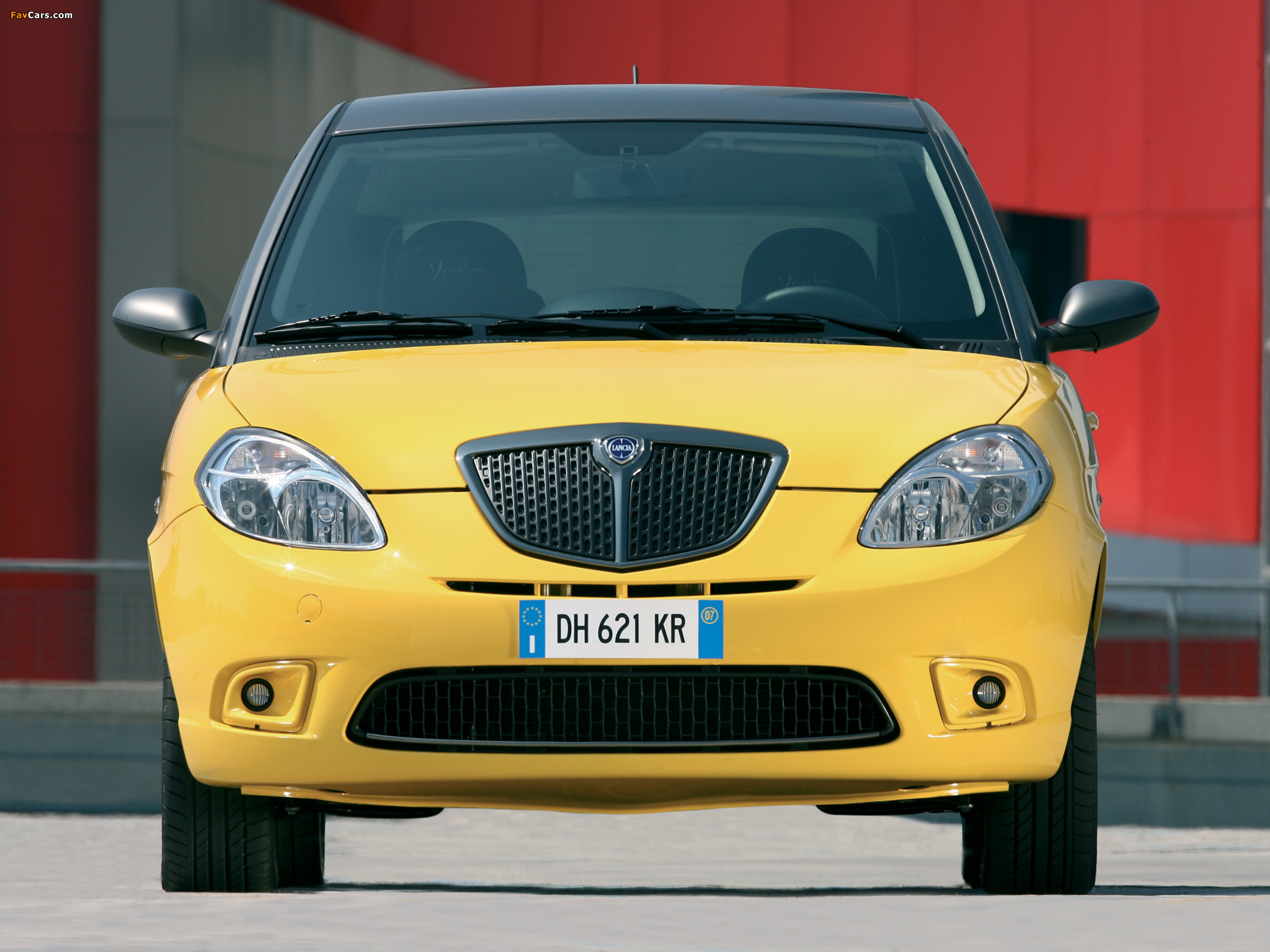 Lancia Ypsilon Sport MomoDesign 2007–11 pictures (2048 x 1536)