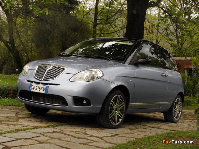 Lancia Ypsilon Ecochic 2009–11 photos (640 x 480)