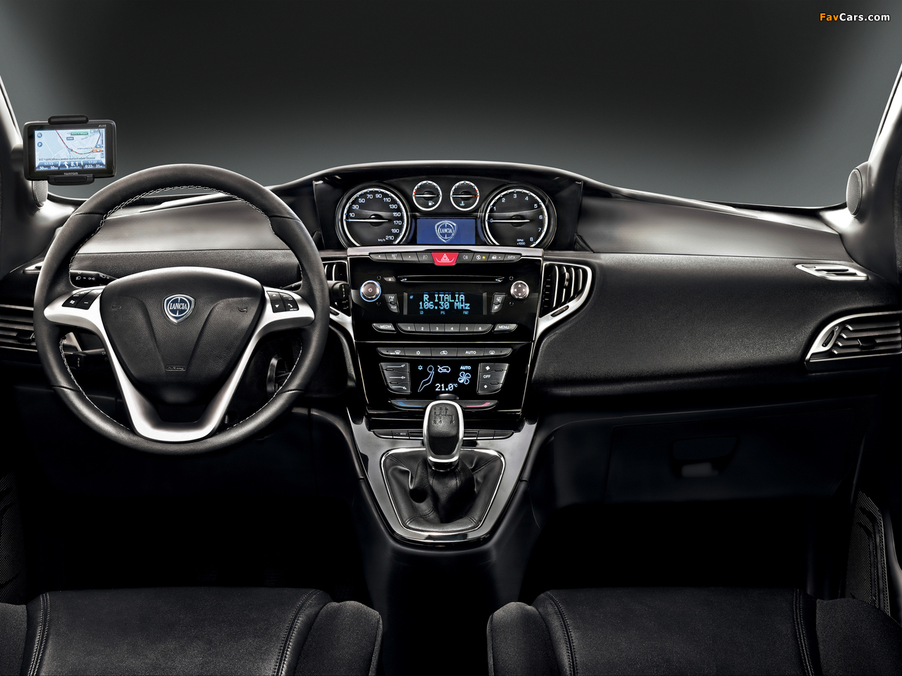 Lancia Ypsilon (846) 2011 images (1280 x 960)