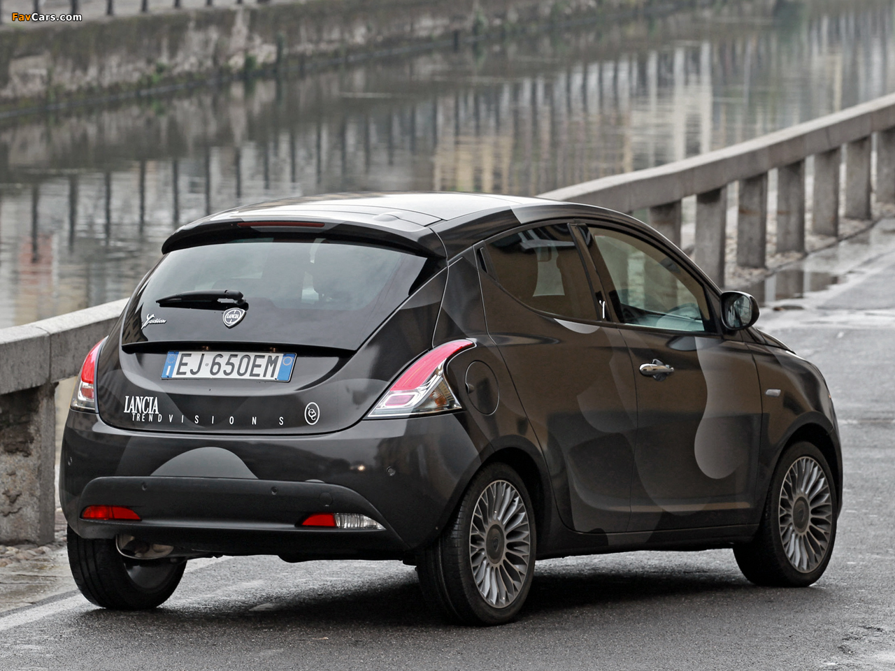 Lancia Ypsilon P/E 13 (846) 2012 photos (1280 x 960)