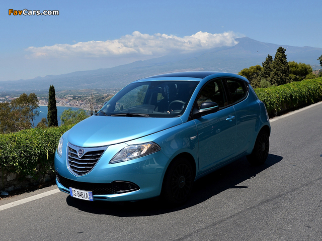 Lancia Ypsilon Elefantino (846) 2013 images (640 x 480)