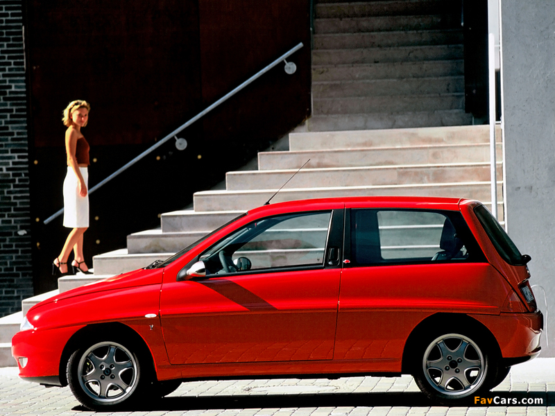 Photos of Lancia Ypsilon 1996–2003 (800 x 600)