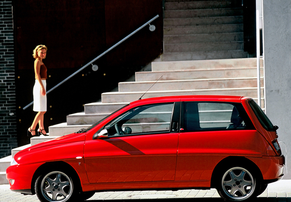 Photos of Lancia Ypsilon 1996–2003