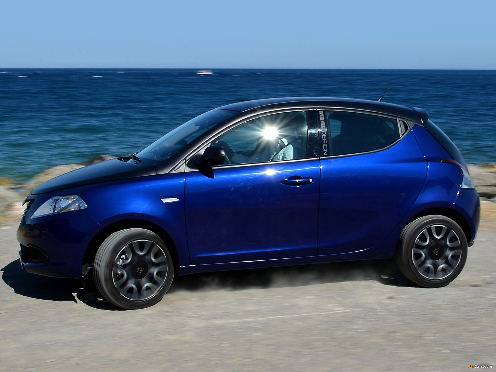 Photos of Lancia Ypsilon S by MOMODESIGN (846) 2013 (2048 x 1536)