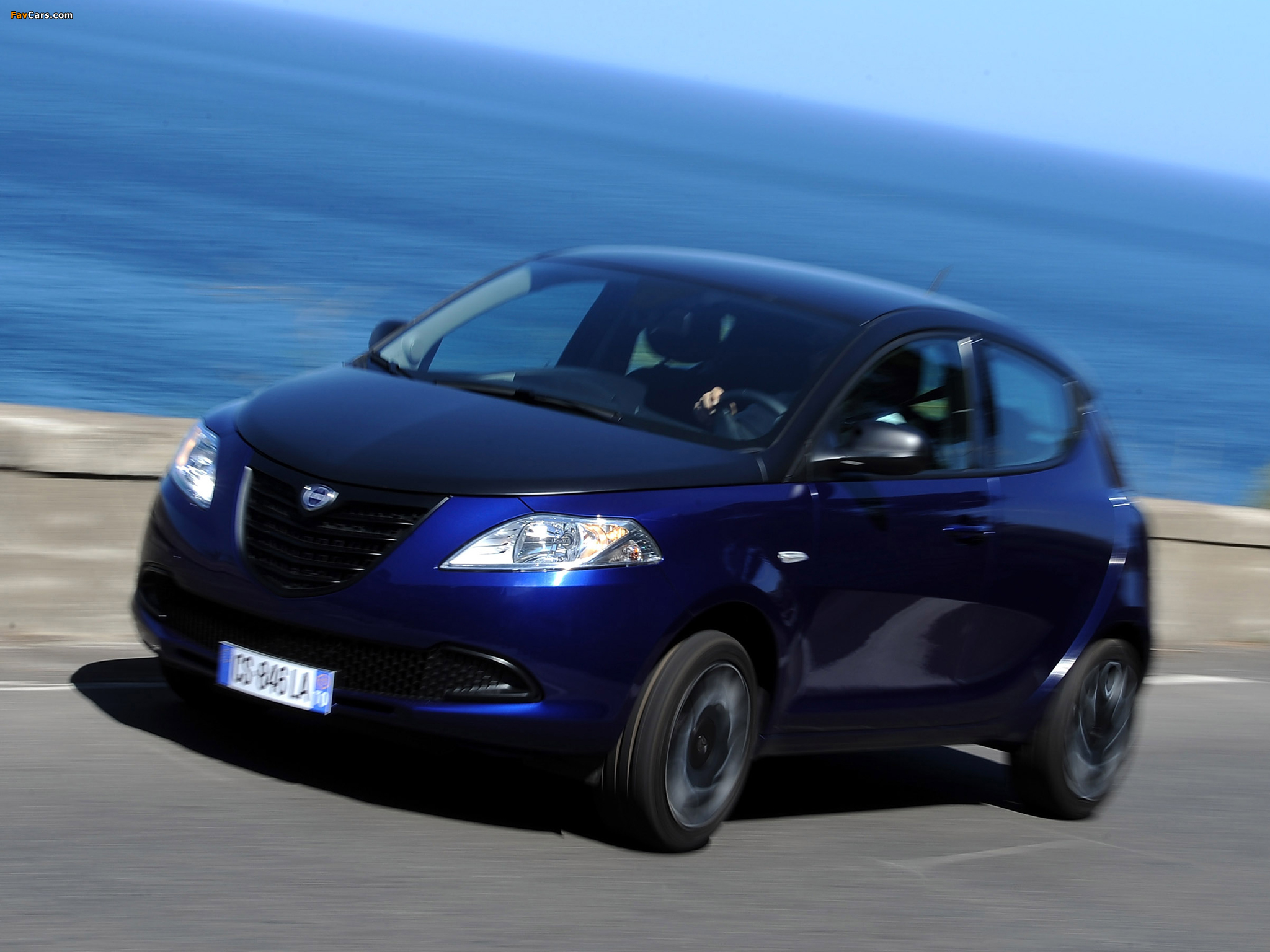 Photos of Lancia Ypsilon S by MOMODESIGN (846) 2013 (2048 x 1536)