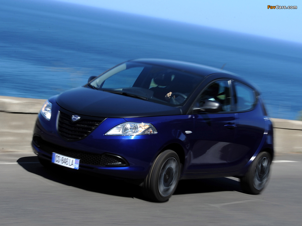 Photos of Lancia Ypsilon S by MOMODESIGN (846) 2013 (1024 x 768)
