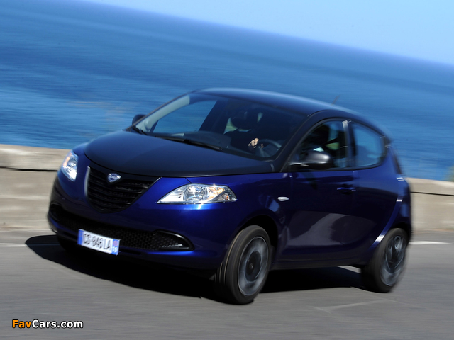 Photos of Lancia Ypsilon S by MOMODESIGN (846) 2013 (640 x 480)