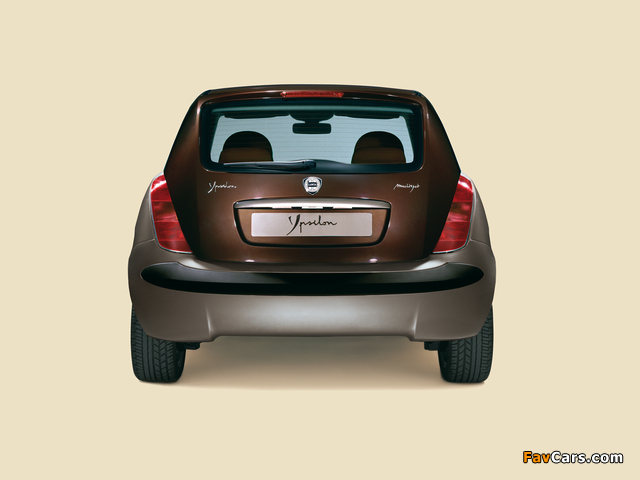 Pictures of Lancia Ypsilon B-Colore 2004 (640 x 480)