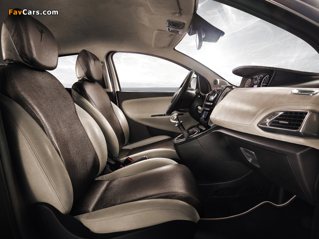 Pictures of Lancia Ypsilon Diamond (846) 2011 (640 x 480)